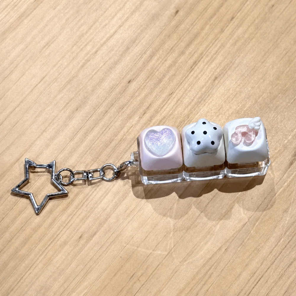 3 Key Layout Heart Mini Keyboard Fidget Clickable Buttons Compact Size Interactive Keyboard Stress Relief Keychain Travel Carry