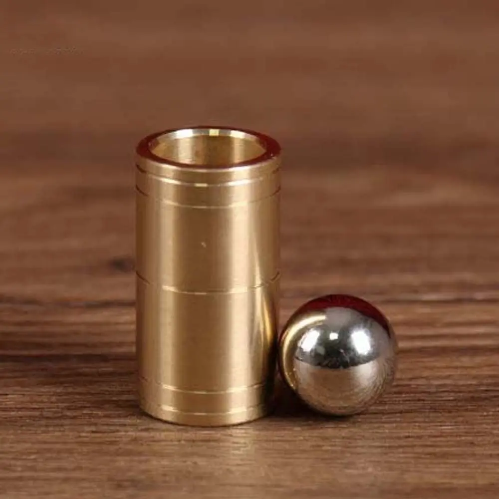Stalen kogel en buis Goocheltrucs Gootsteen Mentalisme Magische ballen stijgt vallen Close-up Interessante mysterie Messing magie
