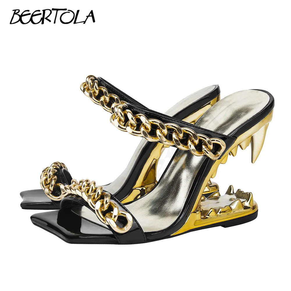 Women's Tooth-Shaped High-Heeled Sandals Open-Toed Hollow Patent Leather One-Strap Large-Size Metal Chain Fashion Sandals