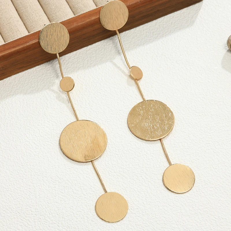 Luxury Retro Minimalist Round Disk Long Tassel Drop Earrings Niche High-End Exquisite Elegant Trendy Jewelry For Women