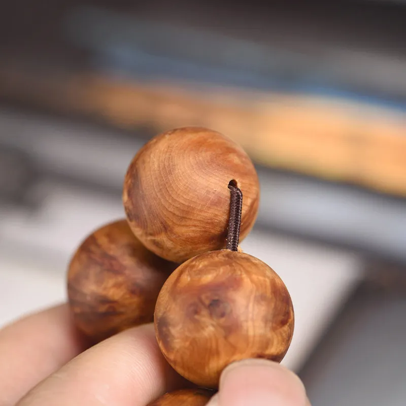 Sichuan Liangshan Thuja Sutchuenensis Burr Bird Eye Prayer Beads Bracelet Aged Old Wood Cherry Burr Mala Bracelet Gifts