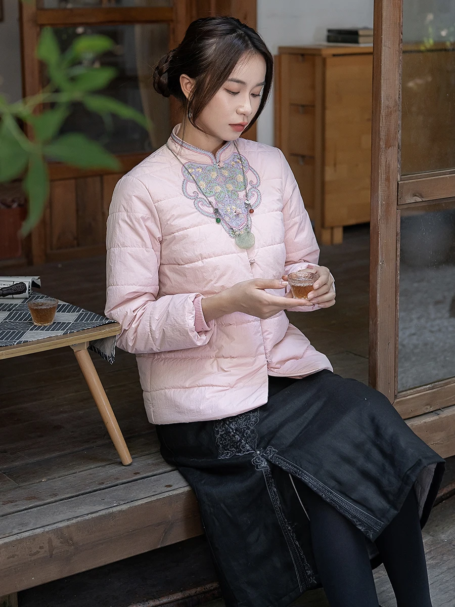 Thickened Cotton Jacket with Embroidery And Button Winter Style National Style Women's Outerwear Retro Single Button Nylon Fi...