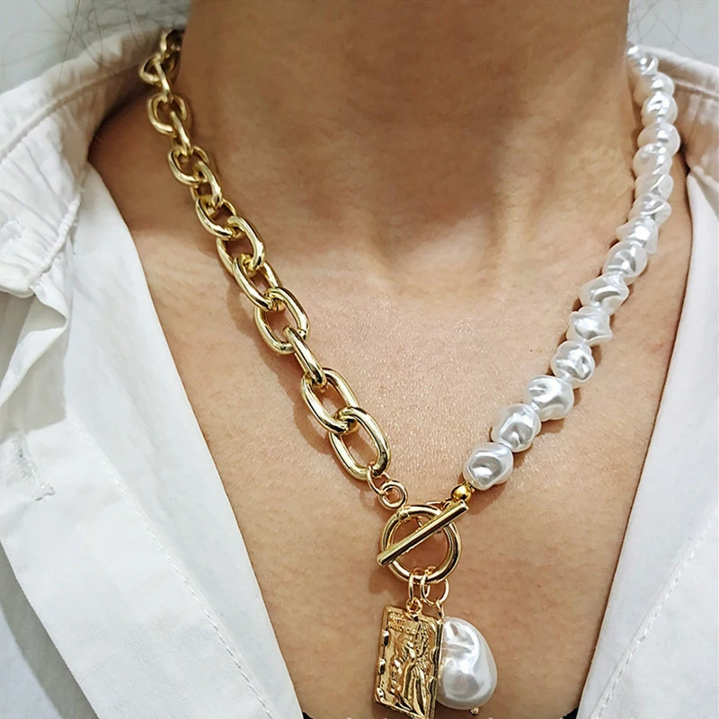 Fashion Irregular Baroque Pearl Golden Chain Necklace Women Jewelry Vintage Geometric Pendant Necklace for Women Accessories