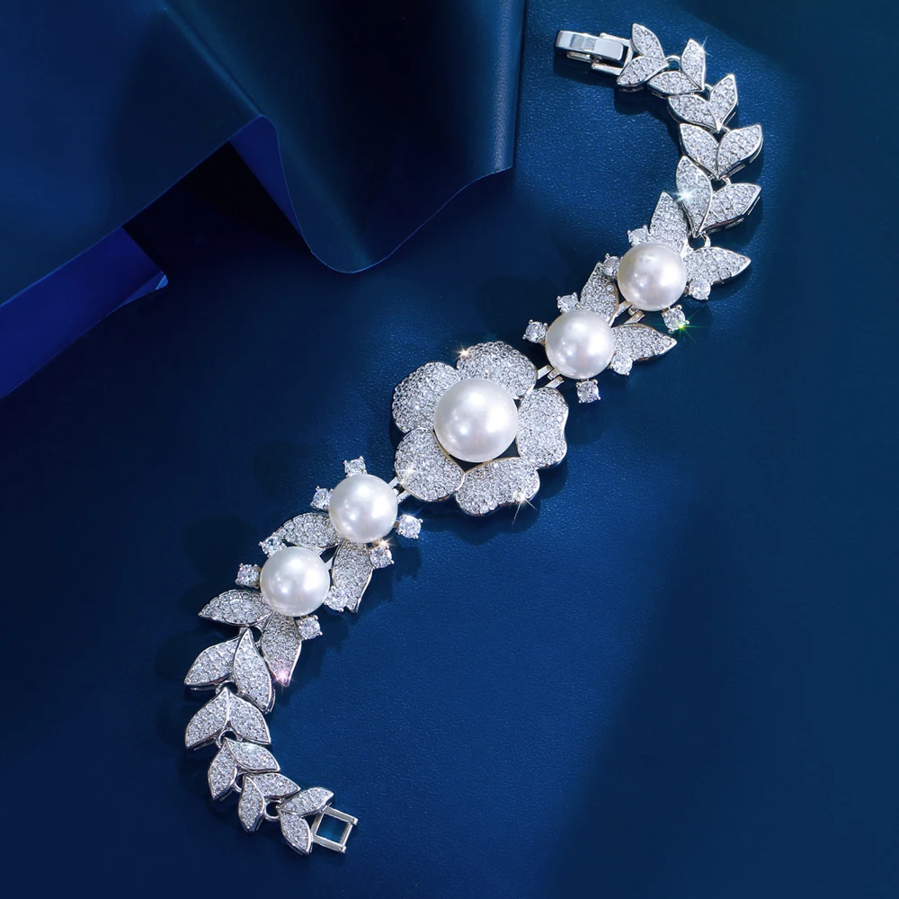 

ThreeGraces Роскошный блестящий цирконий с имитацией жемчуга и большим цветком, свадебный вечерний браслет для женщин, ювелирные изделия BR426