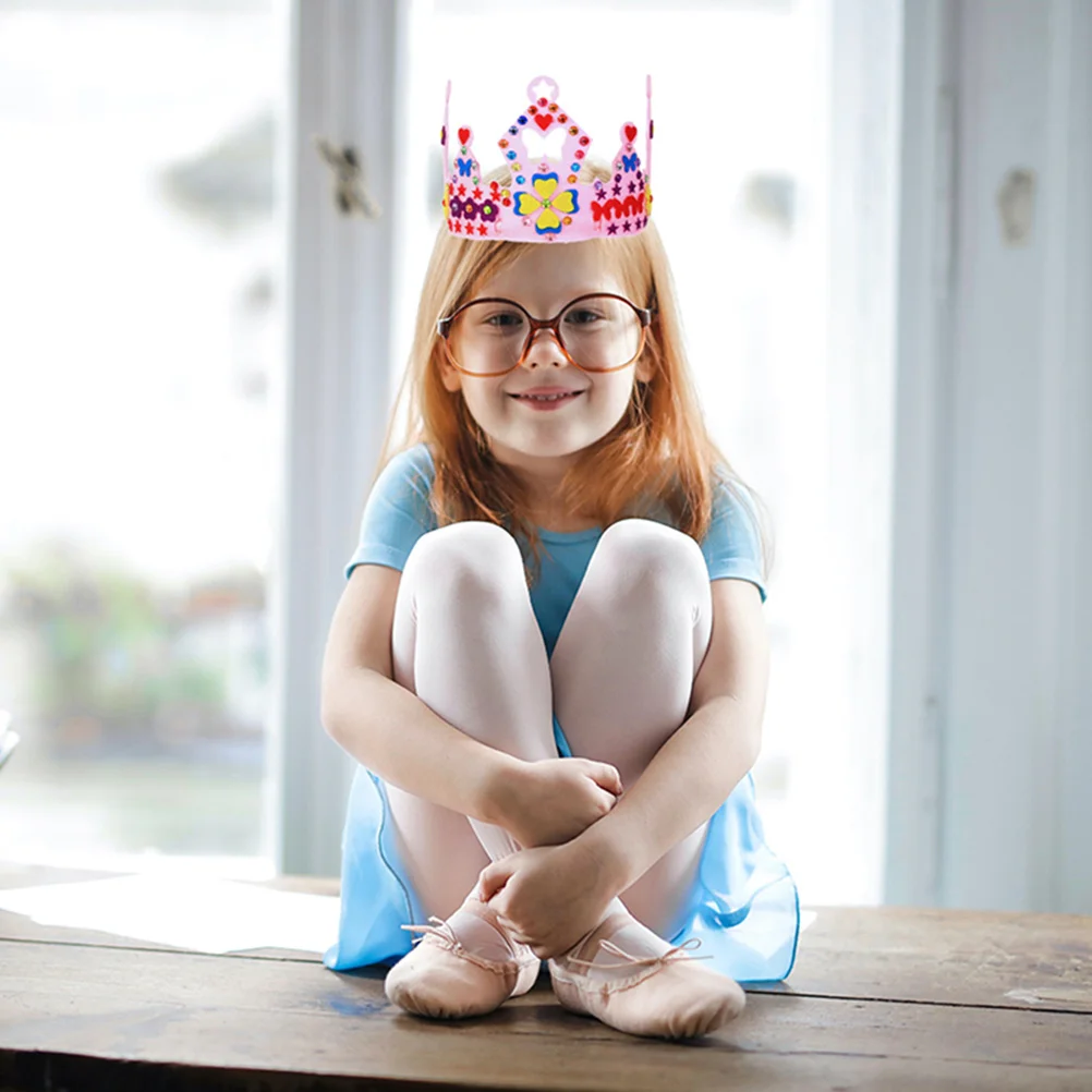 

4Sets Birthday Hat Props Non woven DIY Kit Kids Crowns Making Materials Lightweight Kids Birthday Headwear Comfortable Gifts