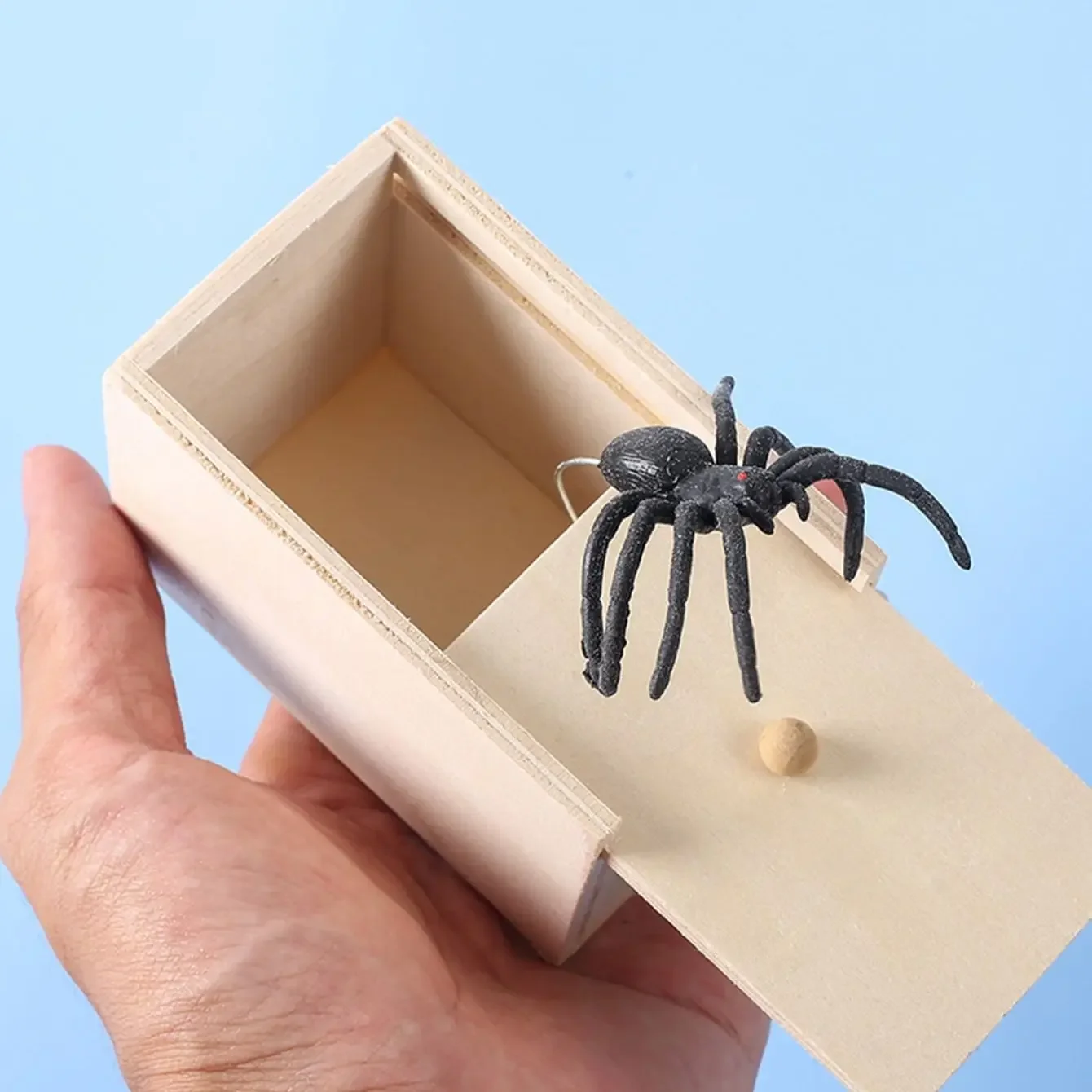 

Wooden Scare Box Prank Toy Gag Spider Practical Joke Home Office Funny Play Joke Surprise Gift For Parents And Friends