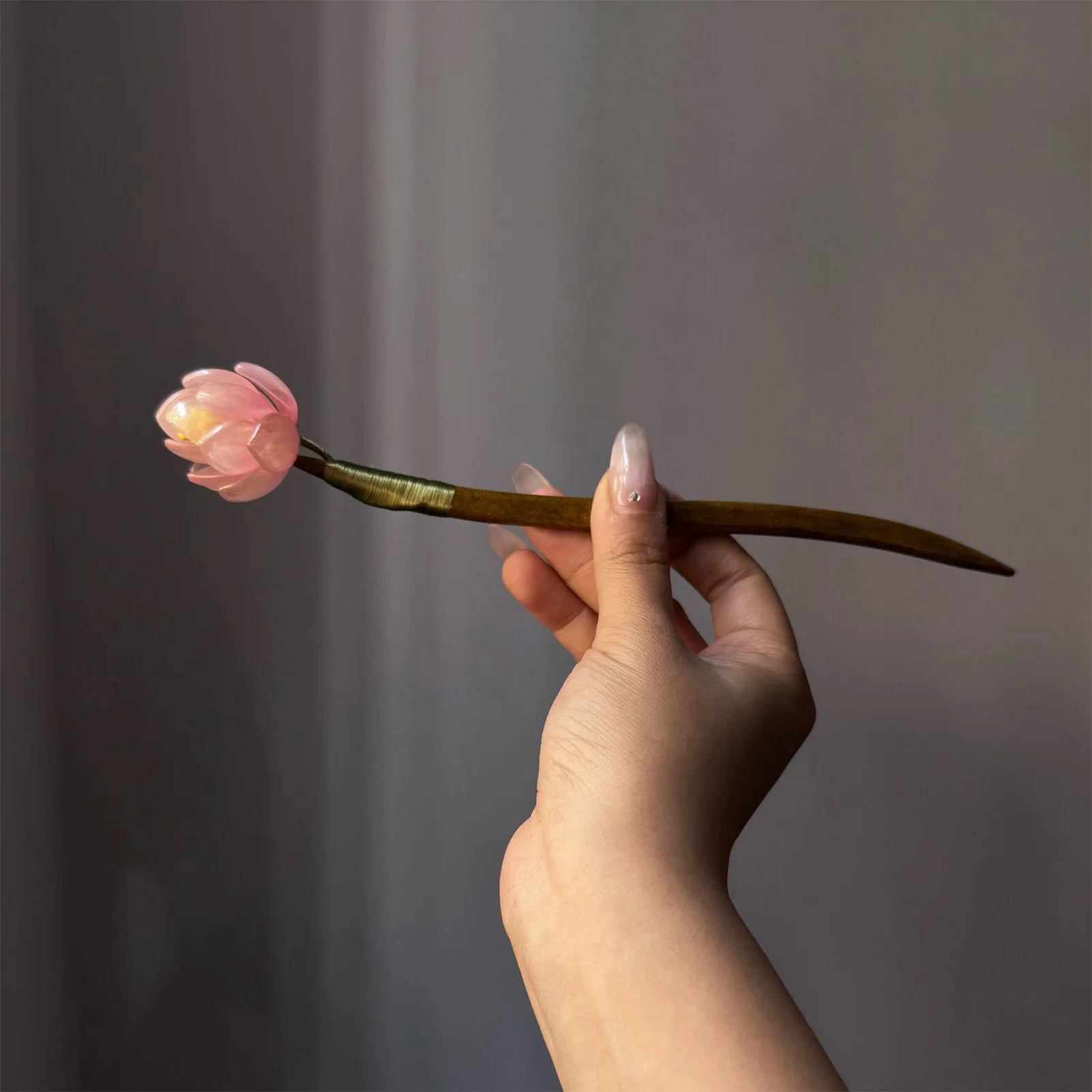 Chinese Retro Fashion Hair Sticks Forks Wooden Handmade Hairpins and Clips Hair Bun Holder for Women and Girls Flower Jewelry