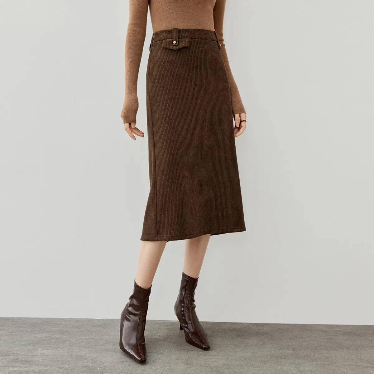 SENTUBILA Straight Slit-hem Skirts Women 2024 Winter Solid Texture Corduroy Office Lady Long Skirt Female Clothing 144Q56936