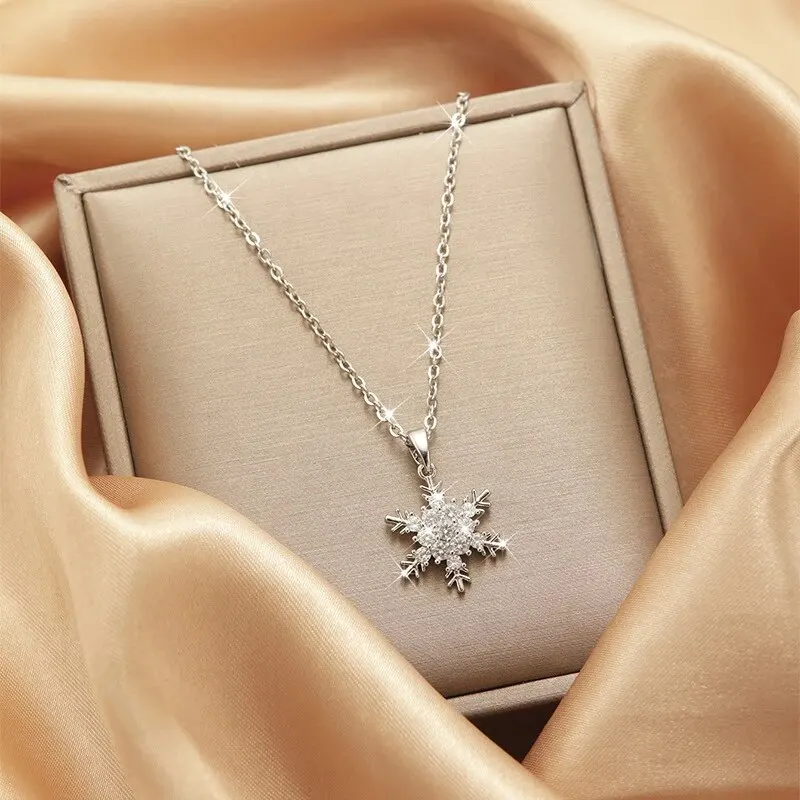 1 Pcs Luxury Cool Breeze Maple Snowflake Gold Plated Copper Pendant With Stainless Steel Chain Combination Necklace