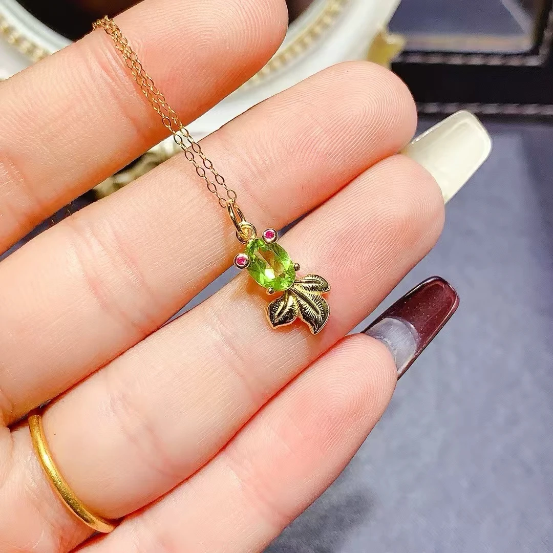 KJJEAXCMY Natural Peridot Pendant S925 silver , electroplated locking color process, high clarity Full of luster Support testing