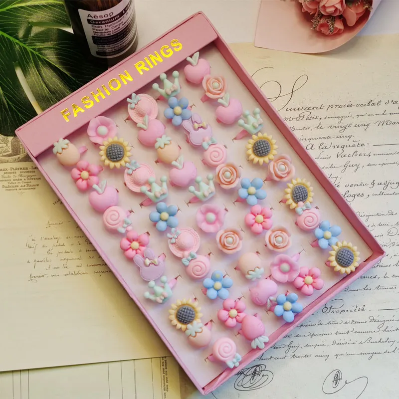 Lovely 20Pcs/Lot Children\'s Cartoon Rings Opening Jelly Color Finger Ring Kid Baby Girl Boy Resin Jewelry Charm Gift