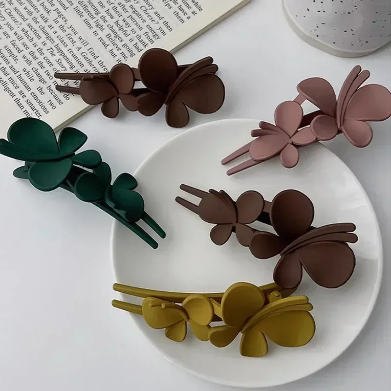 Korean Fashion Butterfly Hair Clip Women Large Back Head Hair Claw Grab Clip Ponytail Headdress Shark Clip Styling Accessories