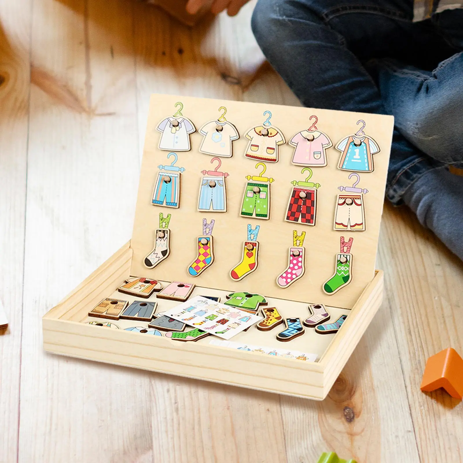 لعبة مطابقة الألوان على شكل الأطفال، ملابس معلقة، التنسيق بين اليد والعين، ألعاب تعليمية ألعاب تعليمية مبكرة للأطفال