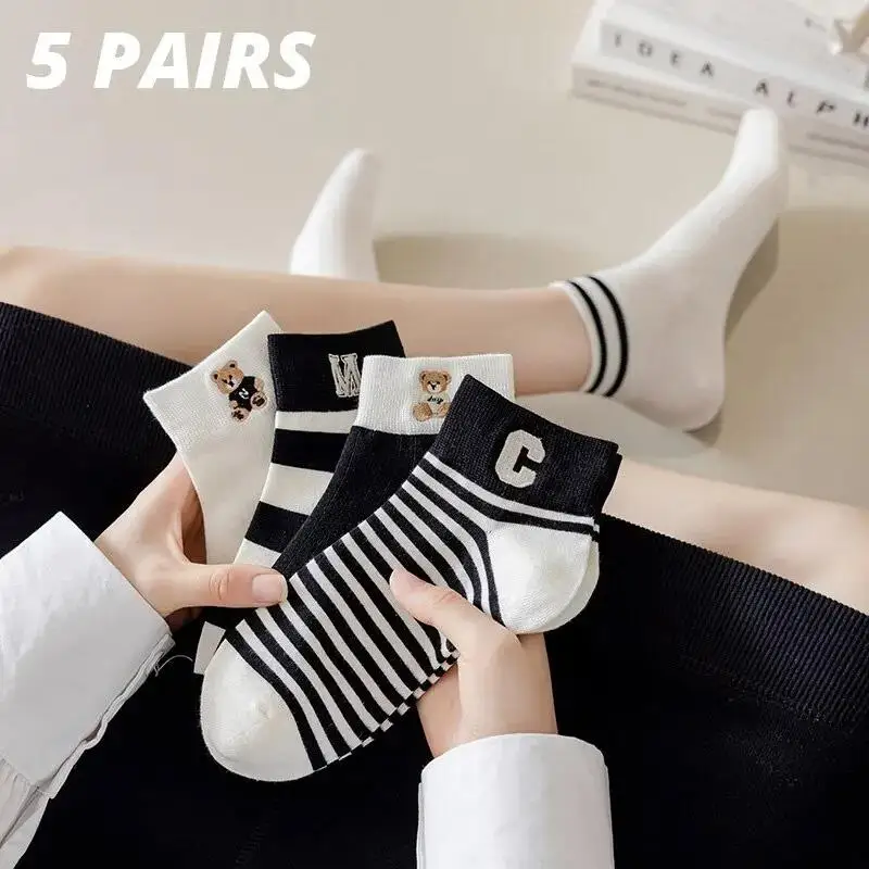 

5 Pairs Women's Ankle Bear Letter Four Seasons Breathable Striped Jacquard Socks Polyester Socks Cute Little