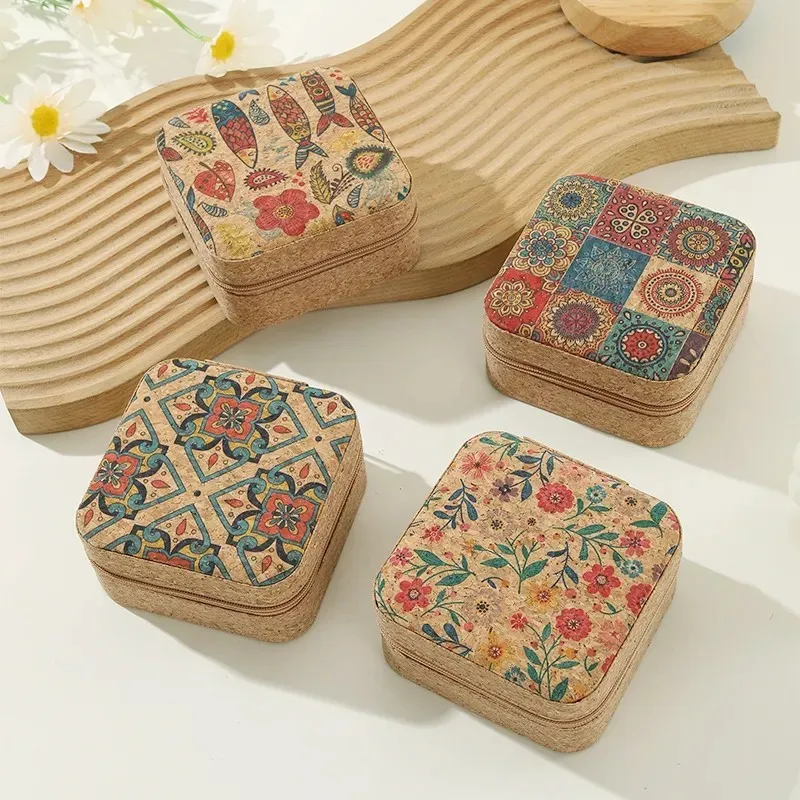 Cork Patterned Jewelry Box with Fashionable Retro Style Portable Travel Jewelry Storage Display Rings, Necklaces, Earrings