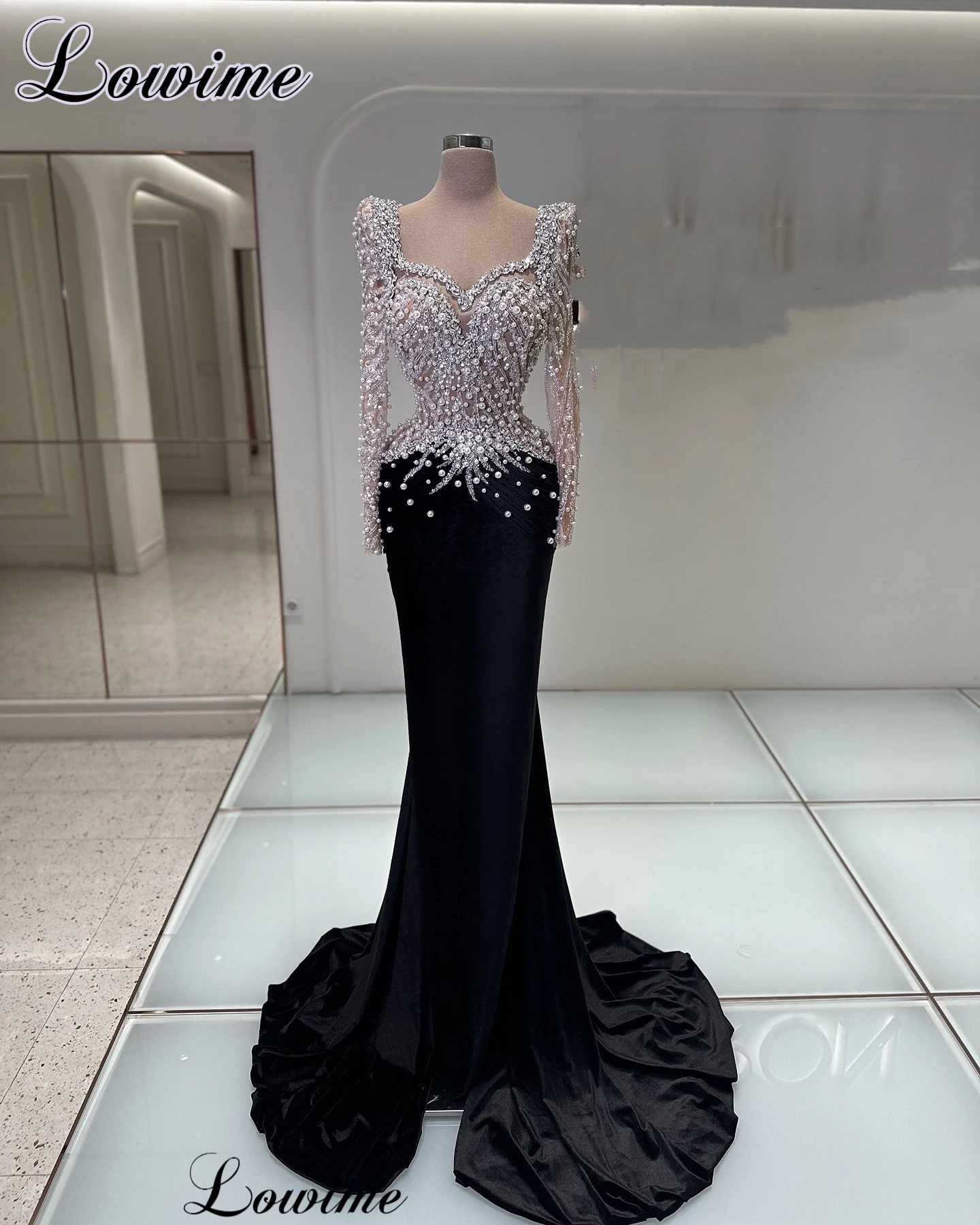 Vintage Black Velvet Prom Dresses With Pearls Long Sleeves Formal Occasion Dresses Evening Gowns Vestidos De Cóctel customized