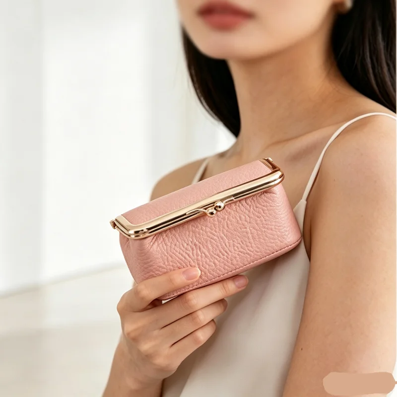 Women Genuine Leather Kiss‑lock Storage Case With Inner Mirror Portable Travel Cosmetics Organizer for Lipstick Jewelry Rings