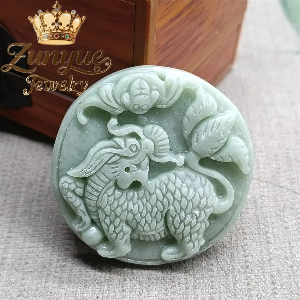 

High-End Natural Jade Oval Kirin Auspicious Cloud Pendant, Grand Jade Pendant Necklace Fashion Jewelry Exquisite Elegant Popular