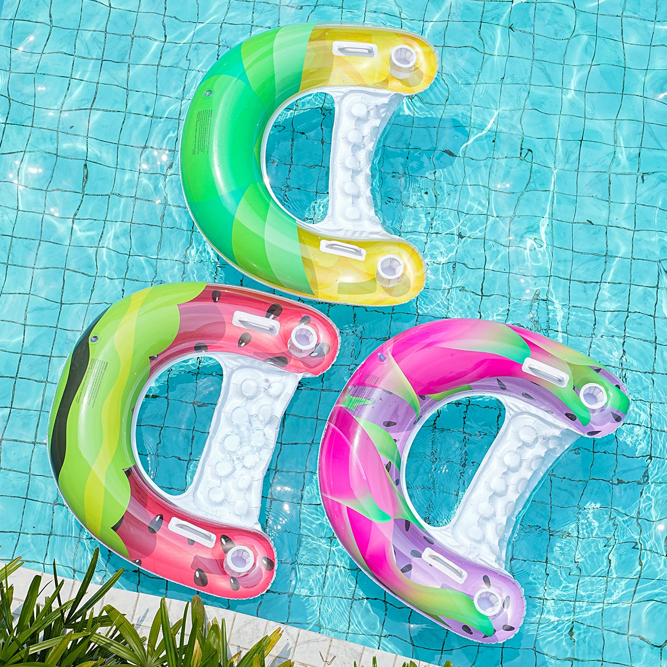 Hamaca inflable en forma de U de frutas coloridas para deportes acuáticos de verano para adultos, dispositivo flotante para piscina, Ideal para relajación de agua, 1 ud.