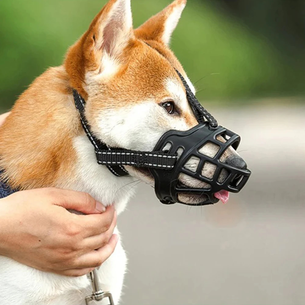 1PC Dog Comfy Breathable Basket Muzzle Guard Against Biting And Barking Medium And Large Dog Mask Anti-barking Muzzle For Pets