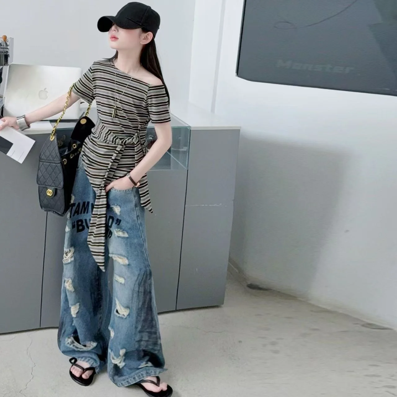 Kids Summer High Fashion Broken Jeans With Holes for Girls Street Hiphop Trousers Teen Girl Trendy Retro Washed Blue Denim Pants