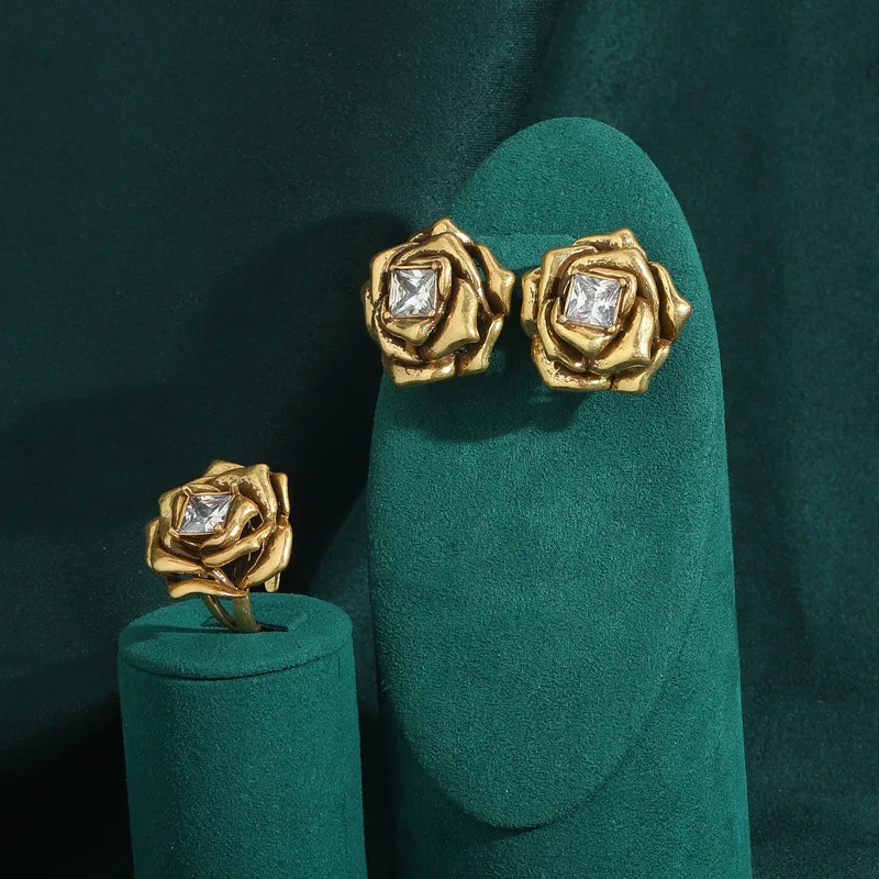 Vintage Gold Color 3D Multi-layered Rose Rings for Woman Square Cubic Zinconia Camellia Flower Retro American Accessories 2024