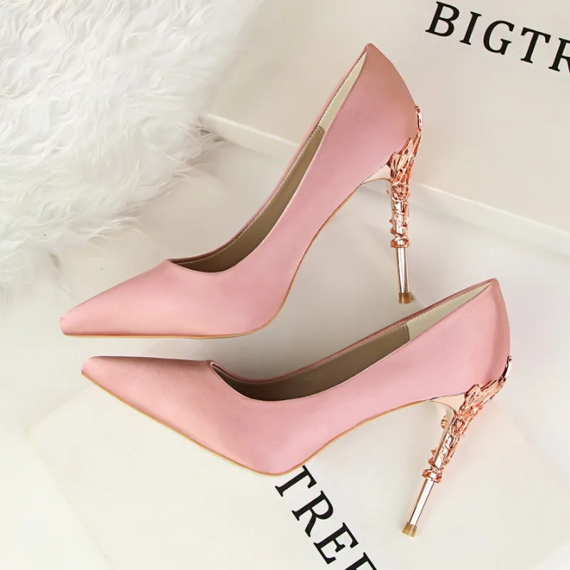 

10cm Women's Pumps and Heels pointed Metal Decorative Stiletto Heels Elegant temperament designer women shoes Sandalias de Mujer