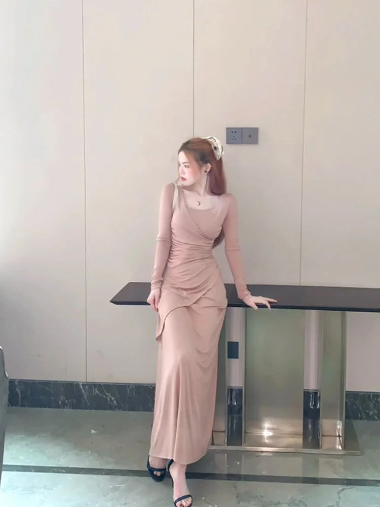 

Simple Ele Long Sve Dr Slim Fit Waist Cinched Pleated A-Line Skirt for Women Autumn Season Daily Wear