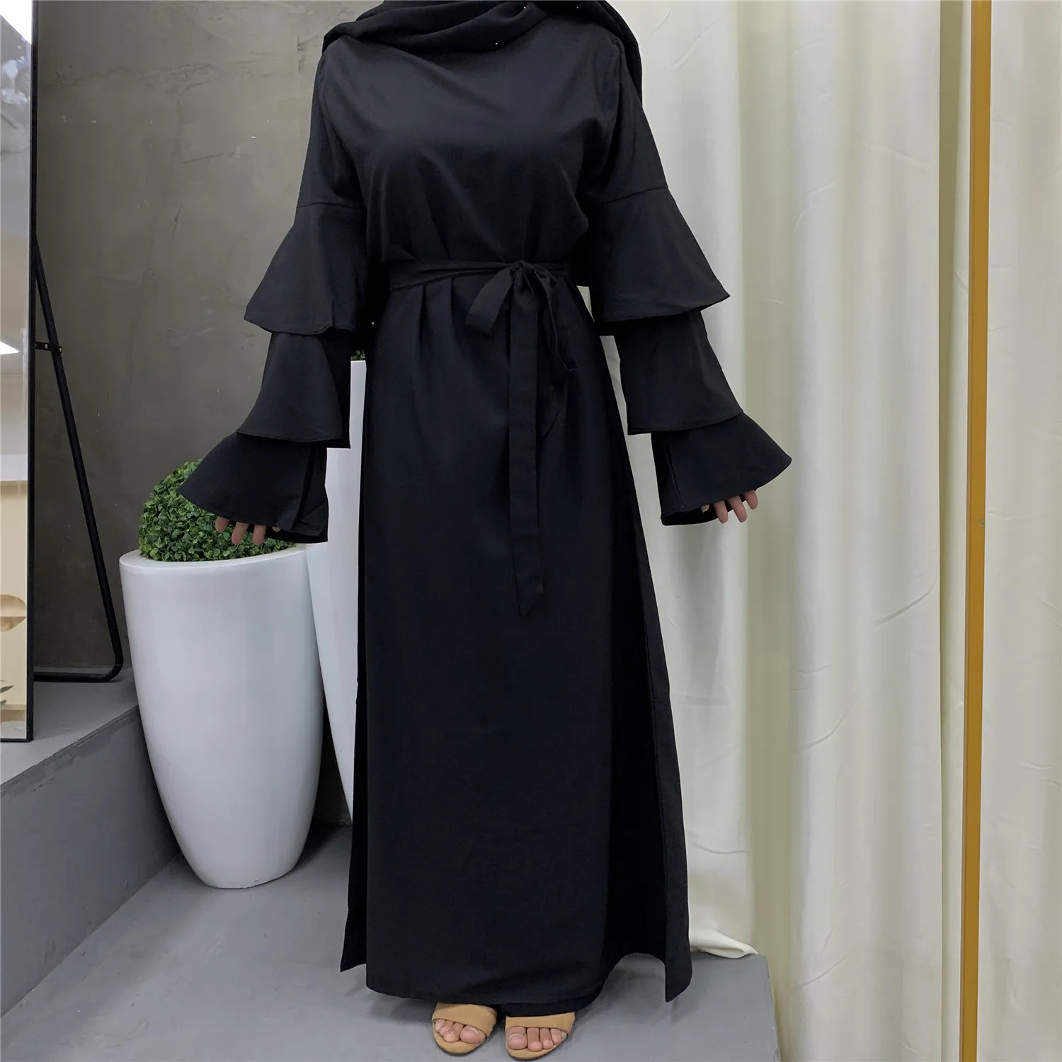 Muslim fashion long dress Arab Dubai trend round neck loose lace-up women\'s long dress Islamic fashion plus size women\'s dress