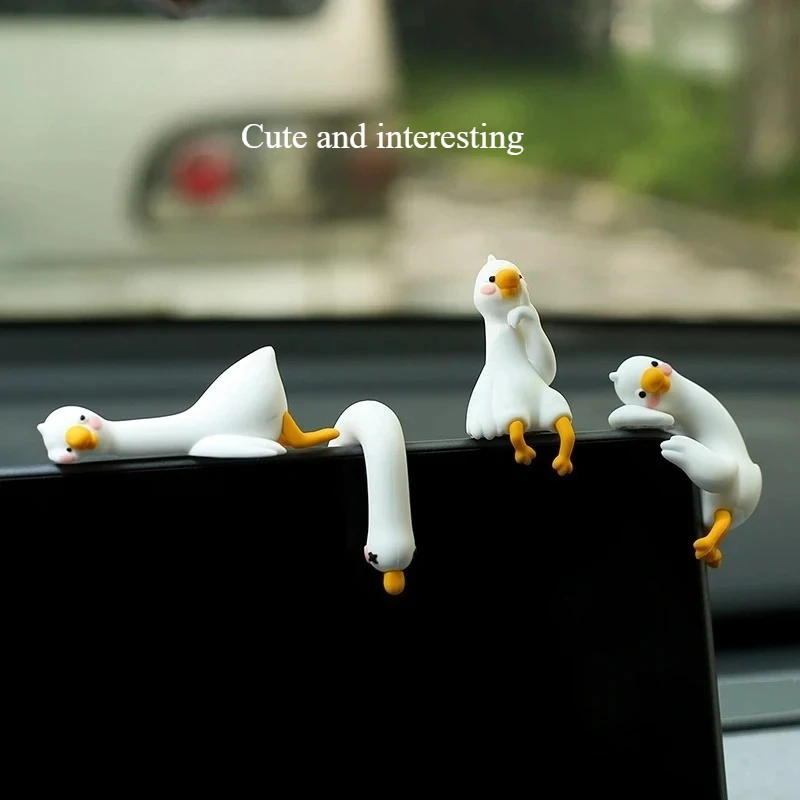 Resin Cartoon Animal Decor For Desk Car Dashboard TV Monitor Gift Idea Cute 3D Duck Figurine Mini Resin Duck Ornament Playful