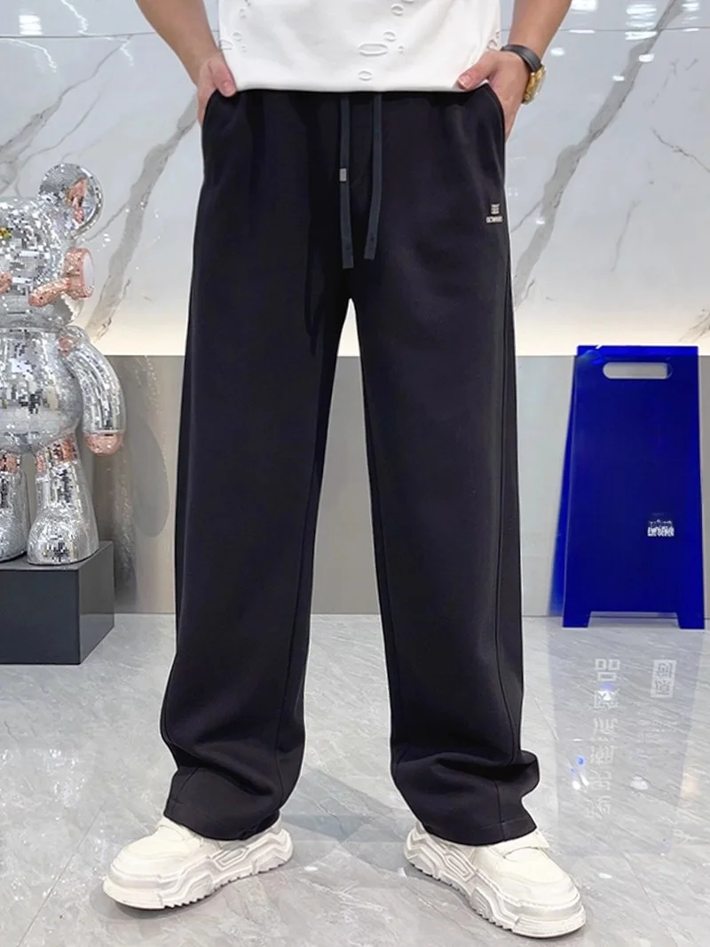 

Новые мужские повседневные брюки 2025 года: роскошные, комфортные, свободного прямого кроя, из хлопка, с вышитым логотипом, для повседневной носки