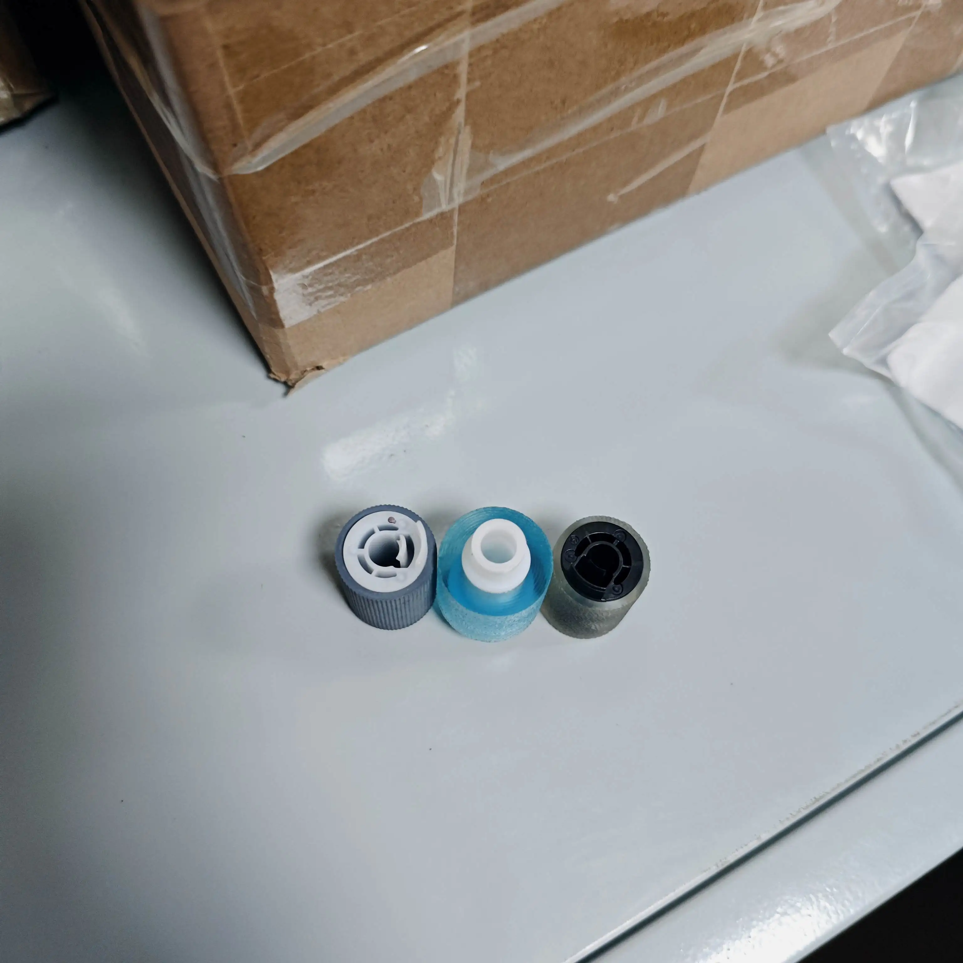 FL0-1674-000 FL0-2885-000 FL0-4002-000 تغذية لاقط الأسطوانة لكانون IR C3320 C3325 C3330 C3520 C3525 C3530 C5535 C5540 C5550