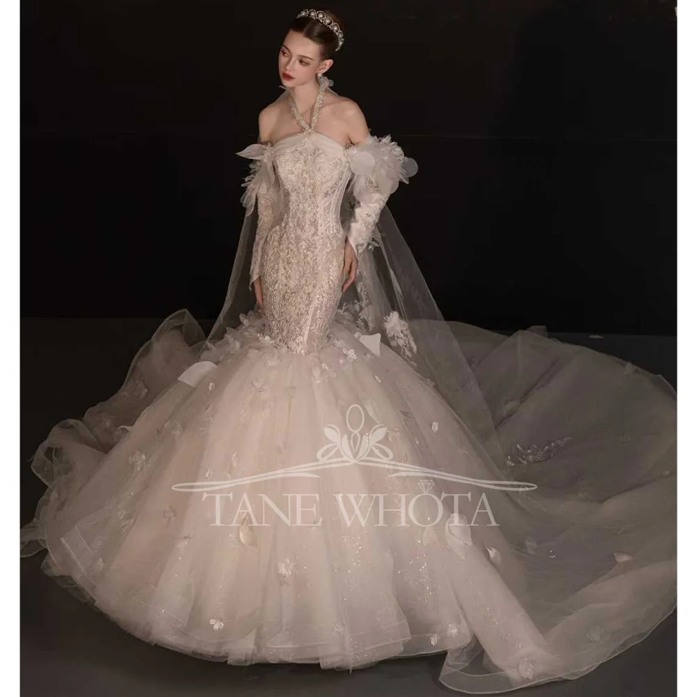 

Elegant Sequined Halter Bridal Dress Long Sleeve Embroidery Sheath Fit Wedding Gown For Women 2025 Appliques Mariée Robe