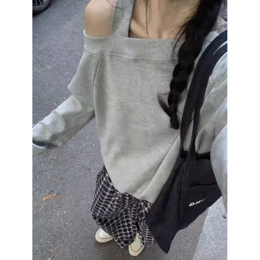 

Женский модный свитшот с асимметричным вырезом на плече, длинными рукавами, свободного кроя, визуально стройнящий, повседневный, расслабленный стиль