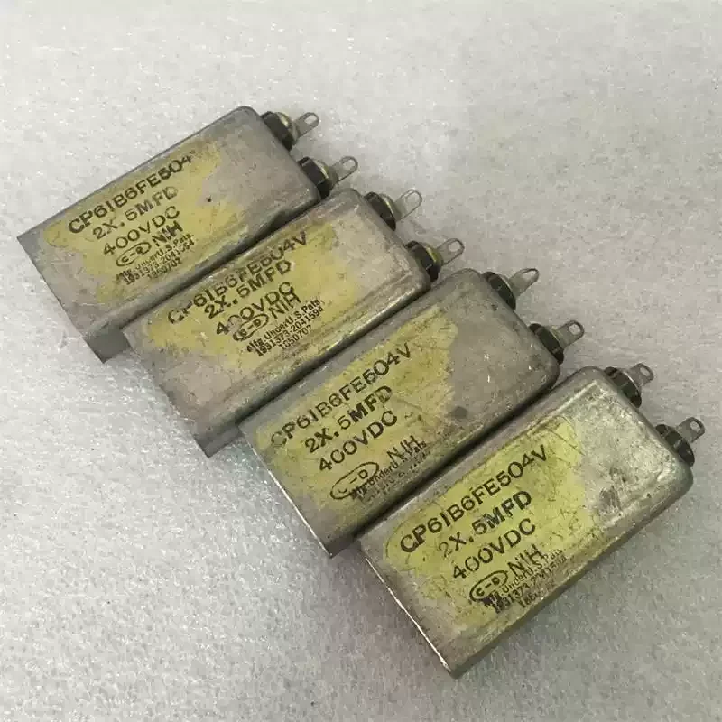 CDE Large D 2 × 0.5UF Generation 0.47uf400V Dual Channel Machine Frequency Division Coupled Oil Immersed Capacitor from the Unit