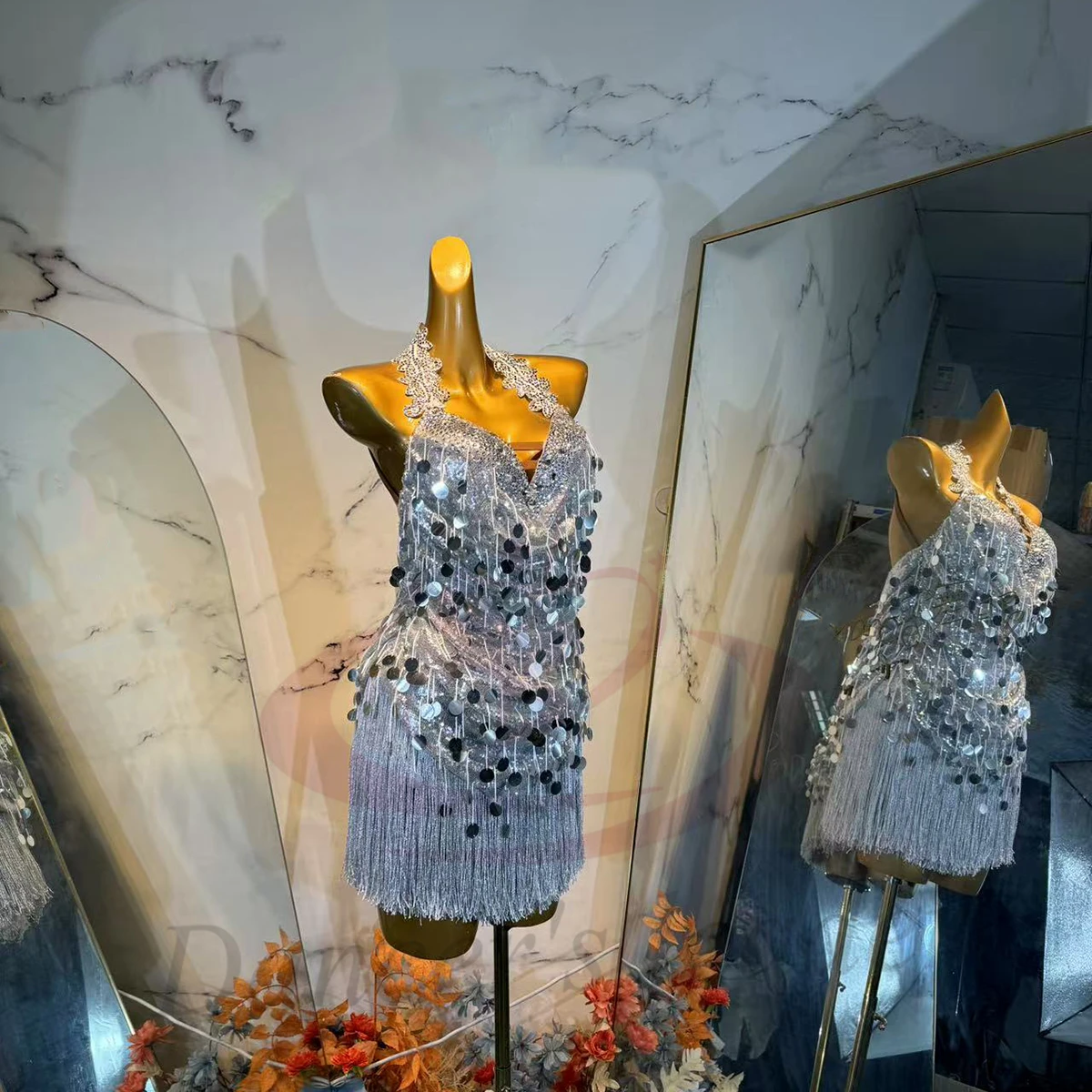 

Платье для латиноамериканских танцев со стразами, для женщин, взрослых и детей, элитное, с индивидуальным дизайном, пайетками, цветочным узором с бахромой, для выступлений по самбе