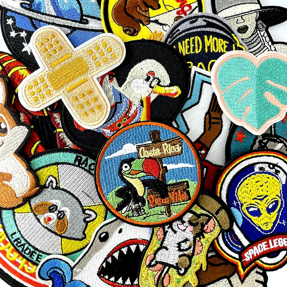 20Pcs/Lot Planet Alien Iron on Patches for Clothes Stickers Cover Repair Hole Decoration Appliques Patch Embroidered Applique