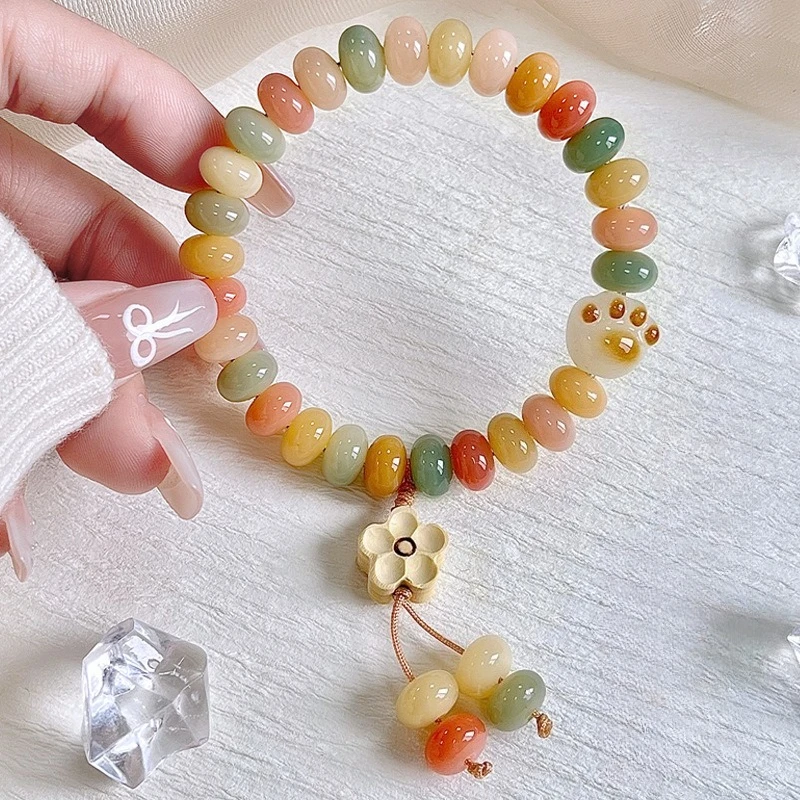 

Duobao Bodhi Bracelet, Charcoal-fired Cat Claws, Plum Blossom Pendant Women's Bracelet, Ethnic Style, Fashion Jewelry.