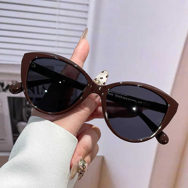 

2026 New Unisex Cat Eye Polarized Sunglasses UV400 Face-Slimming Outdoor Shades