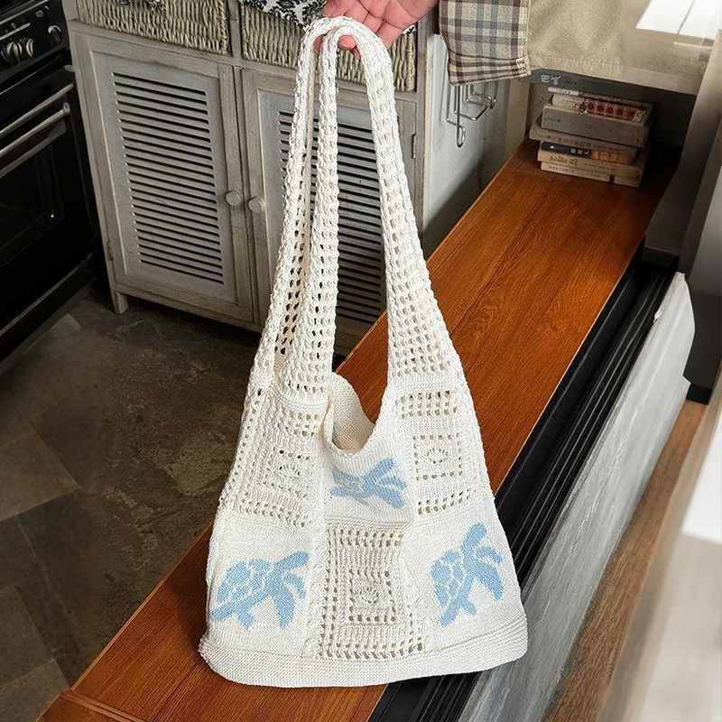 

Women's Casual Cartoon Turtle Knitting Shoulder Bag Beige Brown Large Capacity Hollow Knitted Beach Bucket Bag