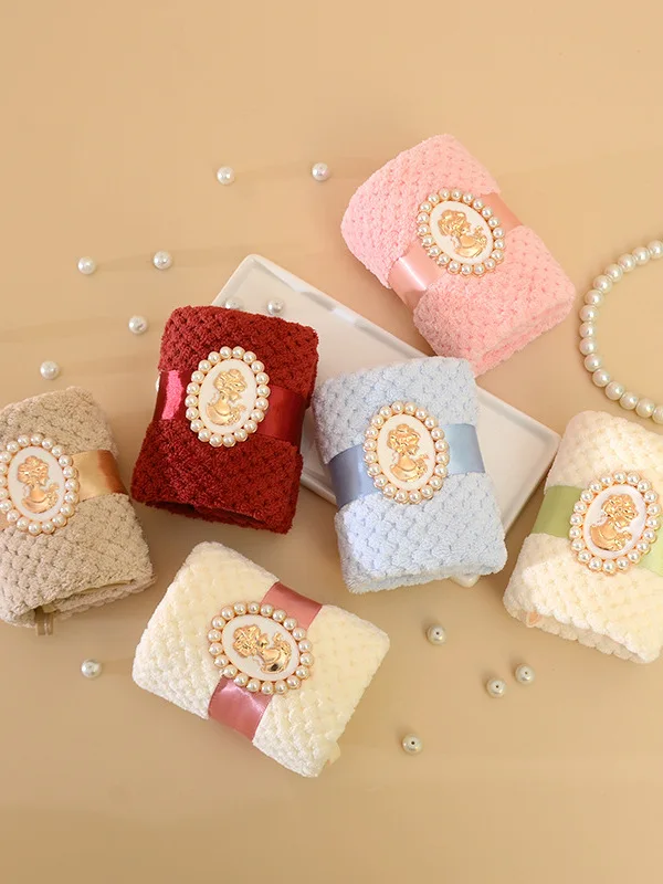 medium-size-activity-souvenir-with-gift-box-decorative-square-scarf-multi-color-optional-finished-gift-team-building-handout