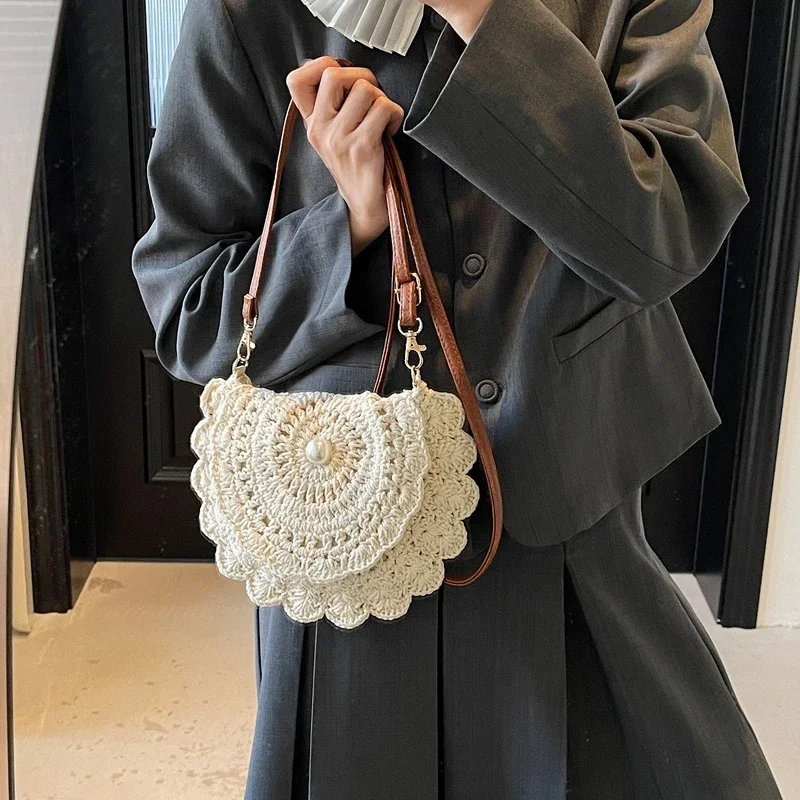 

Соломенная тканая женская сумка через плечо Advanced Sense ручной работы, новинка весны и лета 2024, простая универсальная сумка большой вместимости