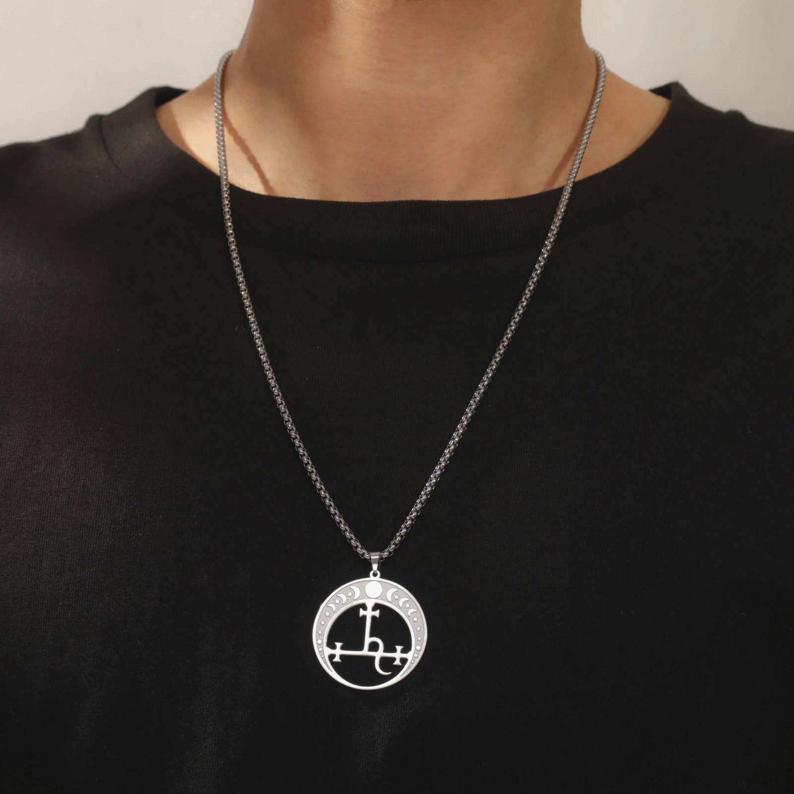 1PC Sigil of Lilith Pendant Necklace for Women Men Stainless Steel Moon Phase Amulet Charm Choker Witch Pagan Jewelry Gifts