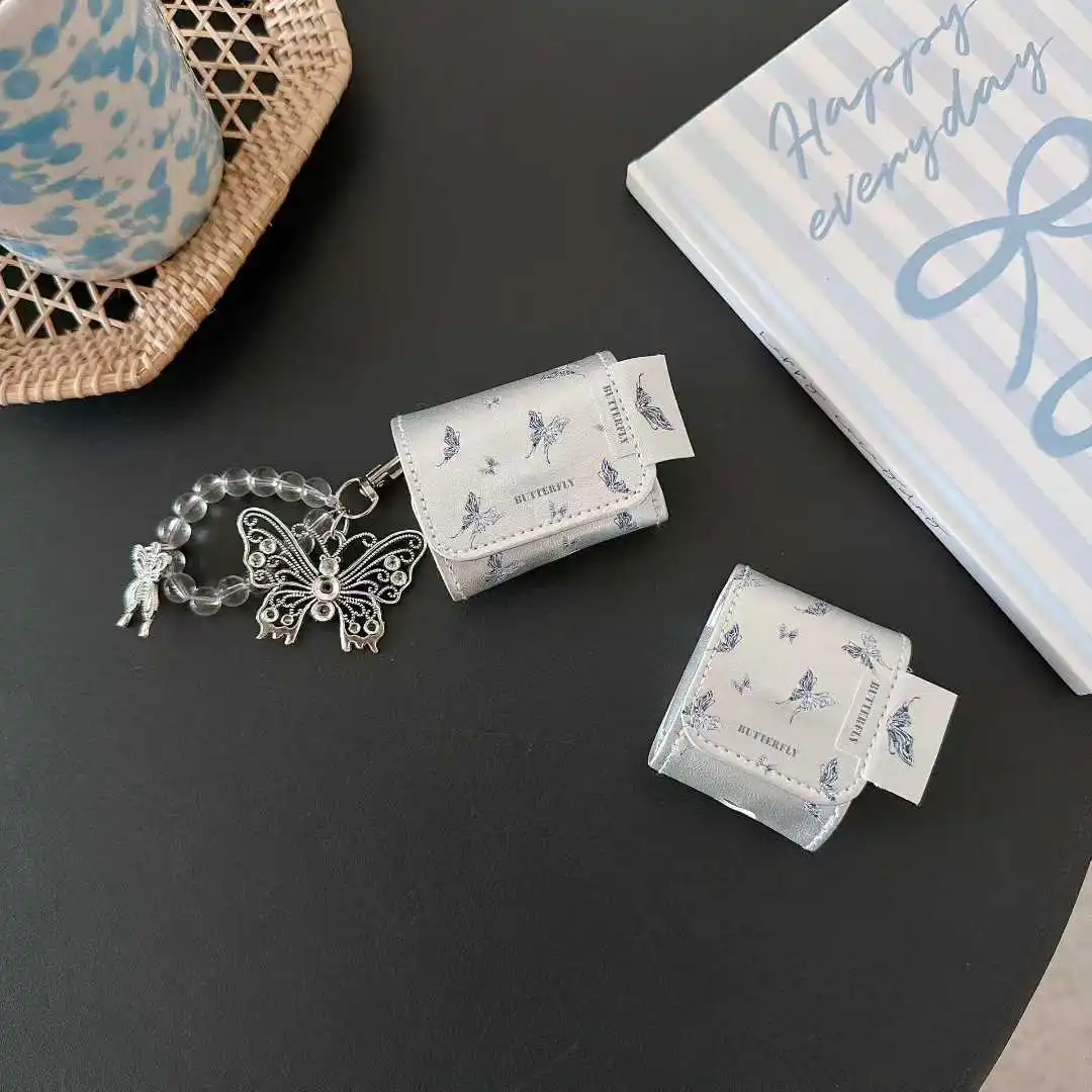 Etui na AirPods 1 4 3 2 Pro 2 AirPods Pro3 2025 Nowe Skórzane Etui z Kreskówkowym Psem Niedźwiedziem Kotem Myszką Motylem Gwiazdą Pokrowiec na Słuchawki z Paskiem