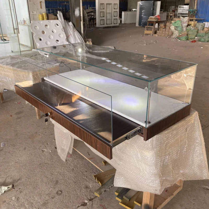 

Customize.Elegant Wooden Jewelry Showcase with LED Lighting - Luxury Jewelry Display