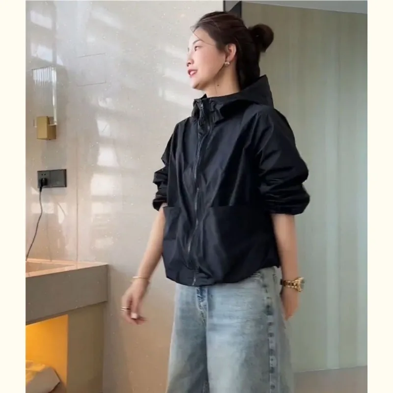 Female Spring Summer Tops Coat Zipper Hooded Sunscreen Pocket Solid Color Retro Simple Leisure Senior Soft Minority Versatile