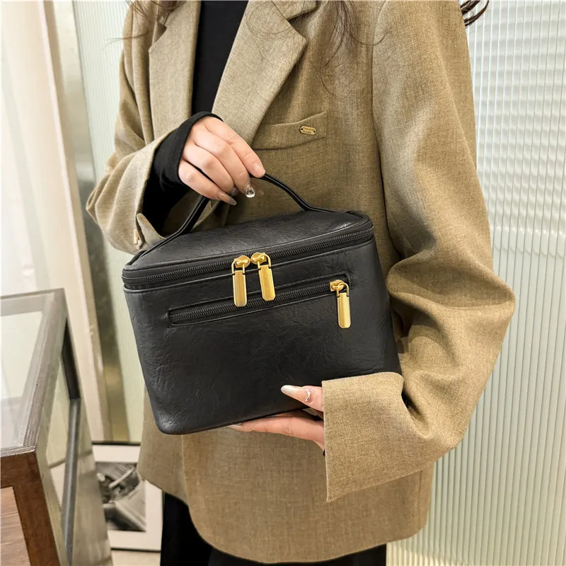New Leather Portable Makeup Case Zipper Pulls Extra Pocket Handle Multiple Compartments Travel Skincare Toiletries Storage Bag