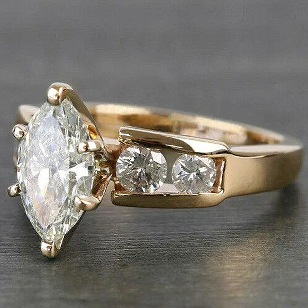 Huitan Gold Color Marquise Cubic Zirconia Wedding Rings Eternity Love Jewelry for Women New Arrival Fashion Finger Accessories