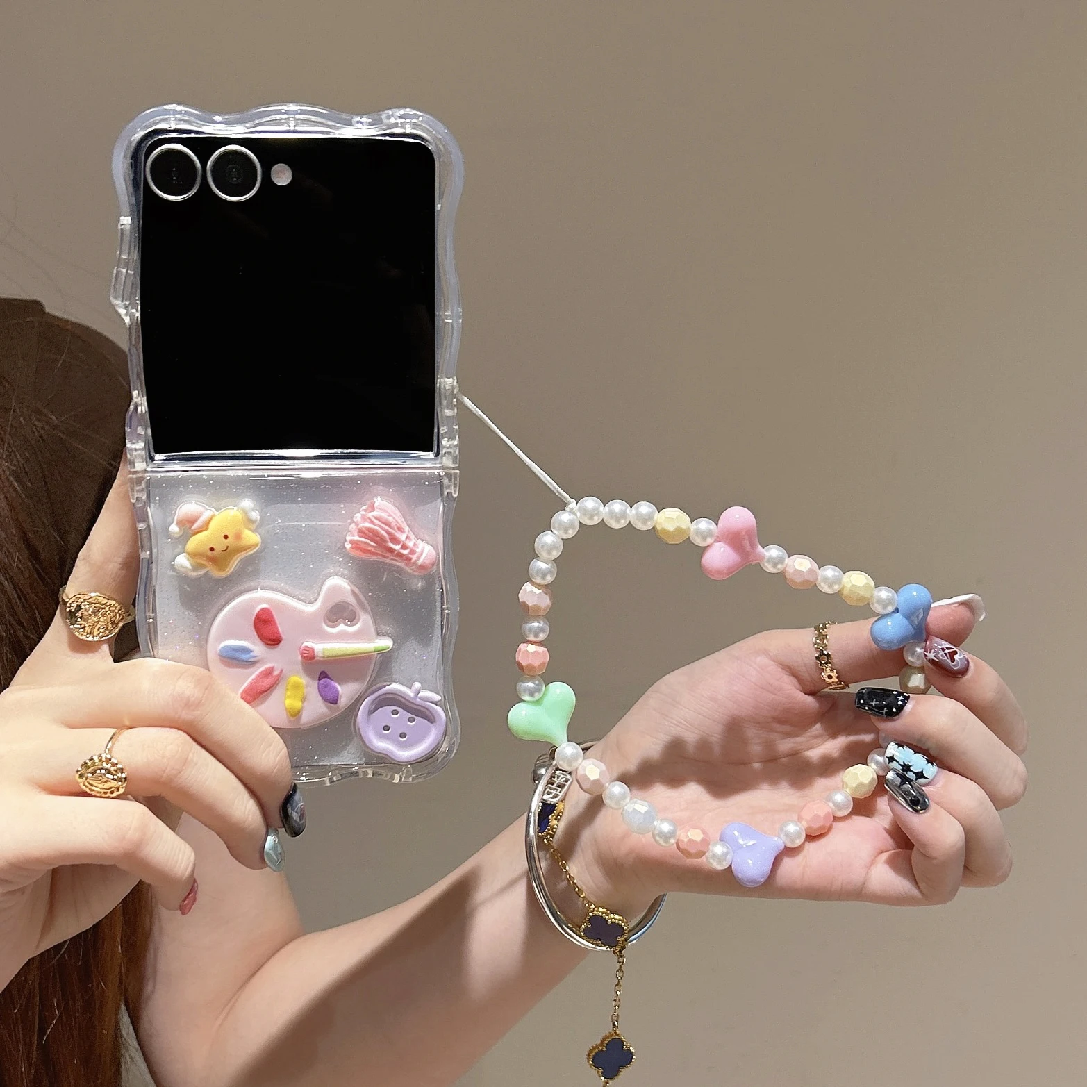 

Back Cover For Samsung Galaxy Z Flip 7 6 5 4 3 Case Gliiter 3D Palette Angle Star Butterfly Bracelet Wristband Chain Phone Case