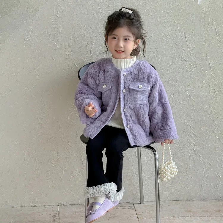 

Стильное фиолетовое пальто из искусственного меха для девочек, дизайн на пуговицах с карманами, милая повседневная модная модная детская куртка, детское пальто